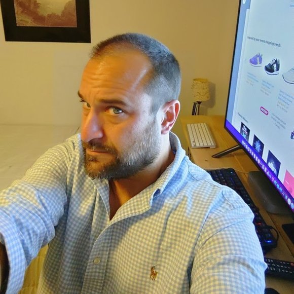 Meet your Posher, Chaston - Picture 4 of 16